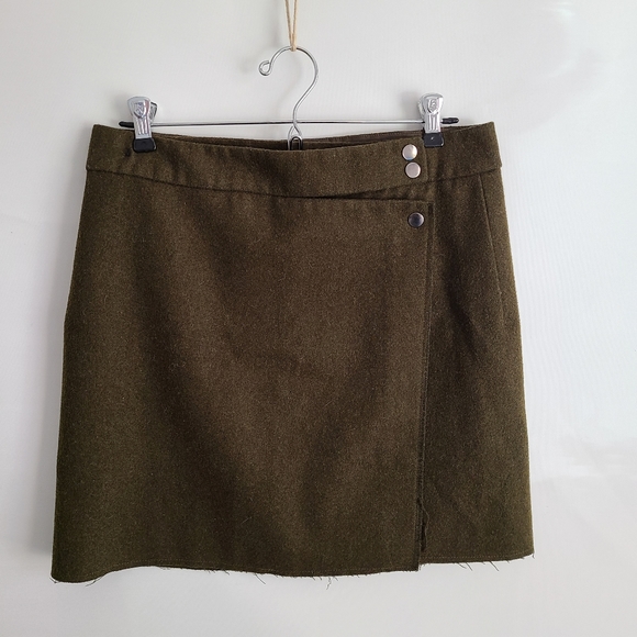 Army Green Skirt - Picture 6 of 8